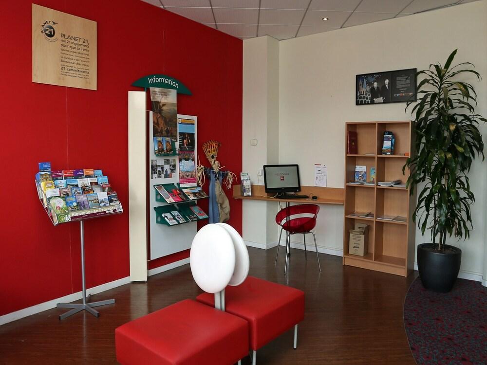 Ibis Martigues Centre Exterior foto