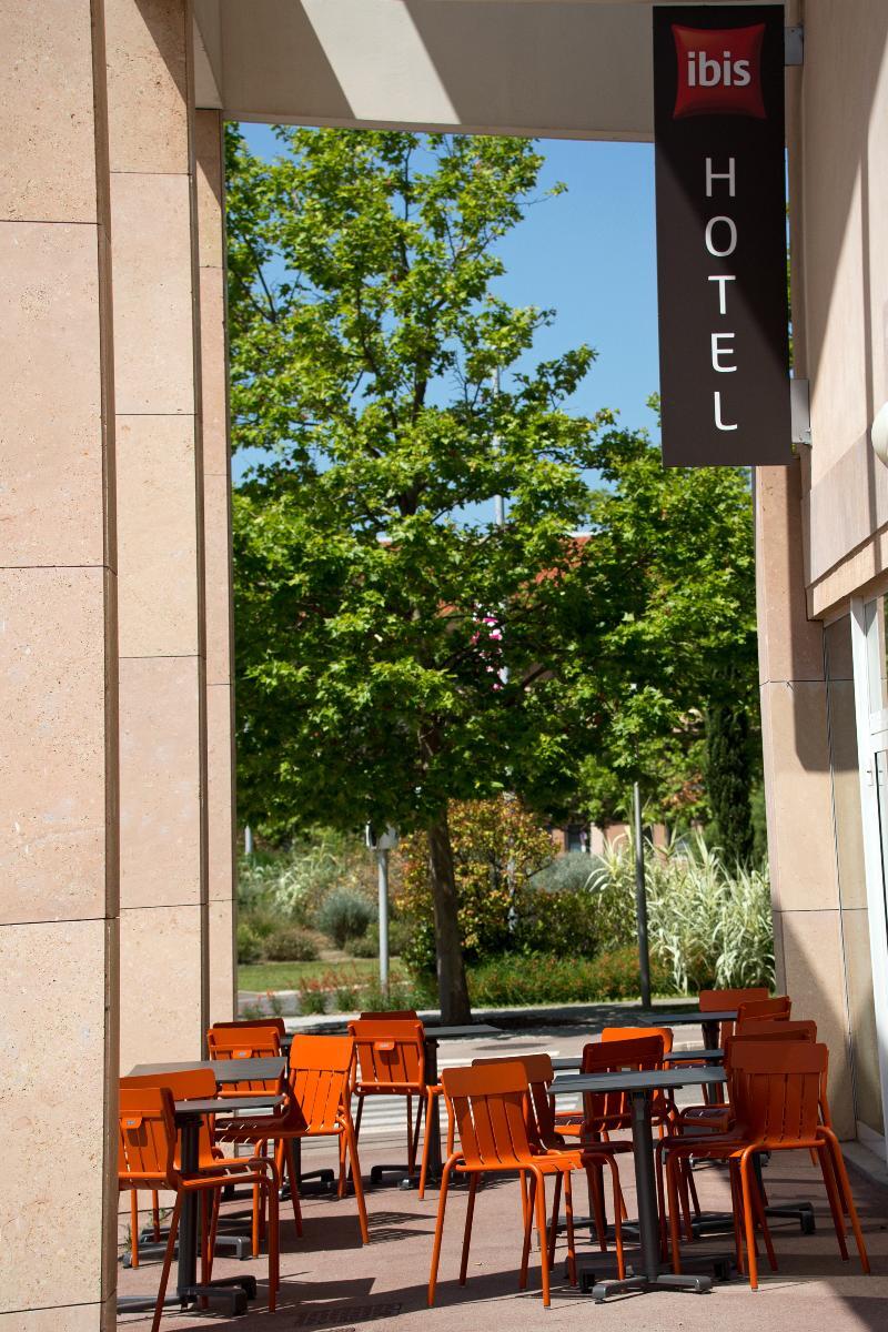 Ibis Martigues Centre Exterior foto